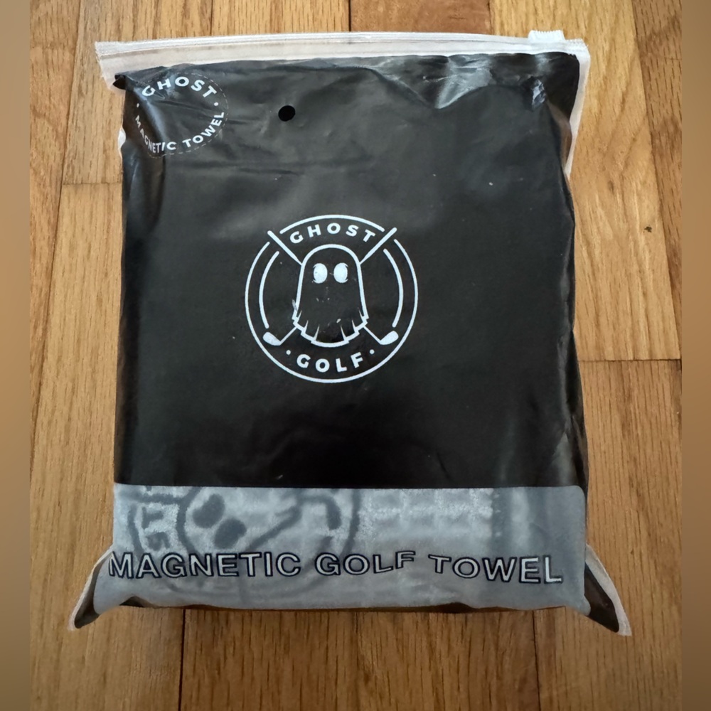Ghost Golf Magnetic Towel, Brand new!